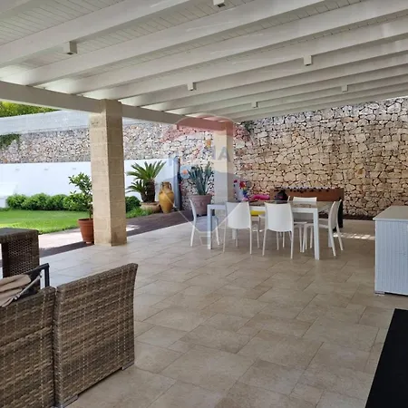 White Villa Selva Di Fasano