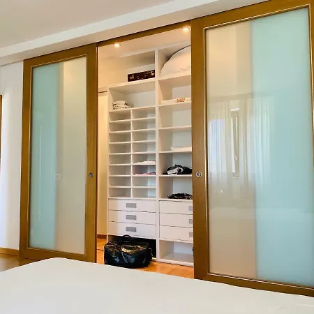 Villa White *